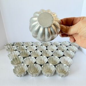 Set of 31 Vintage Aluminum Jell-O Dessert Fluted Baking Molds – Gelatin Cups